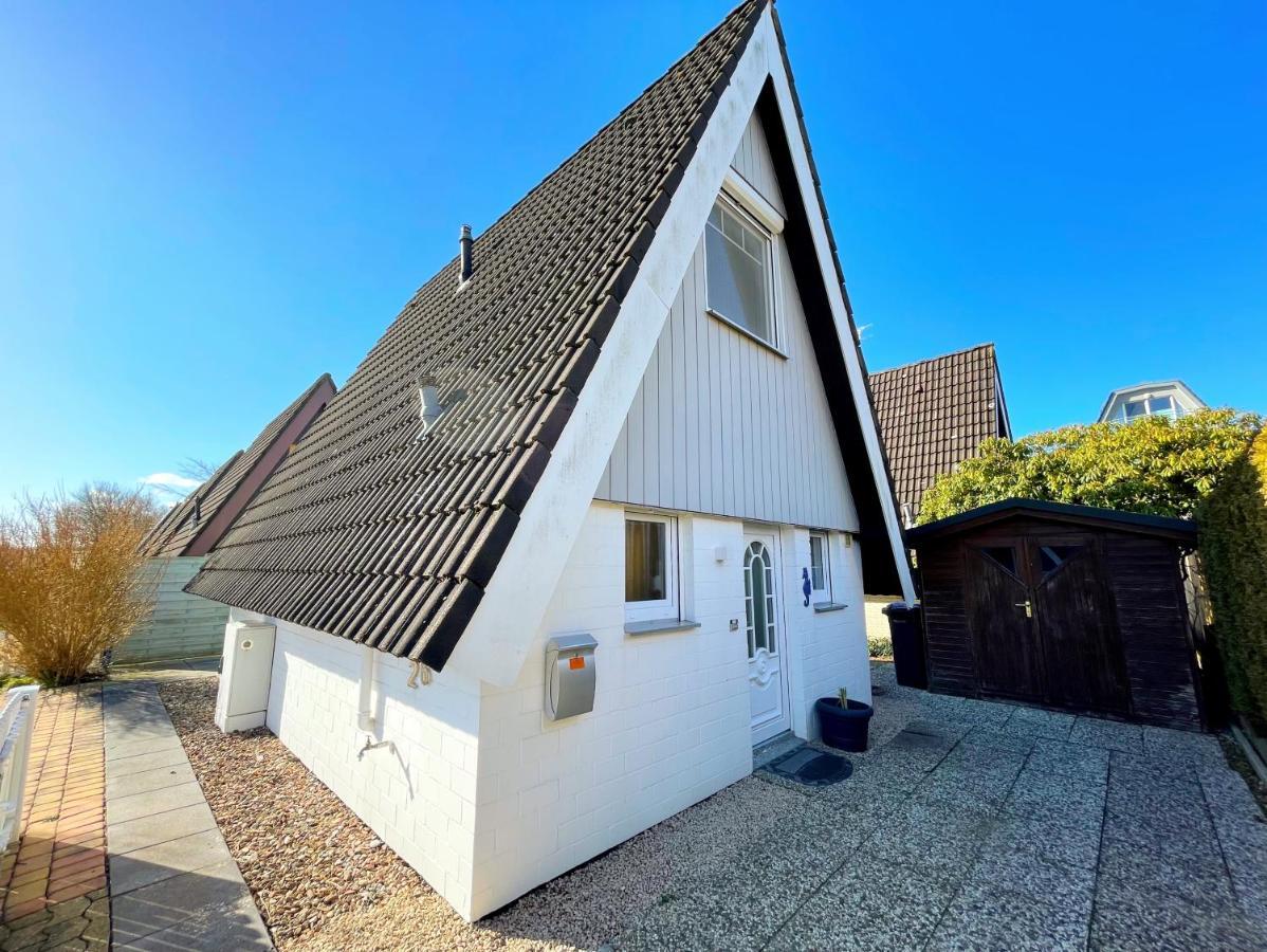 Familienfreundliches Ferienhaus In 5 Min Zum Strand Mit Terrasse Und Kostenlosem Parkplatz Cuxhaven Luaran gambar