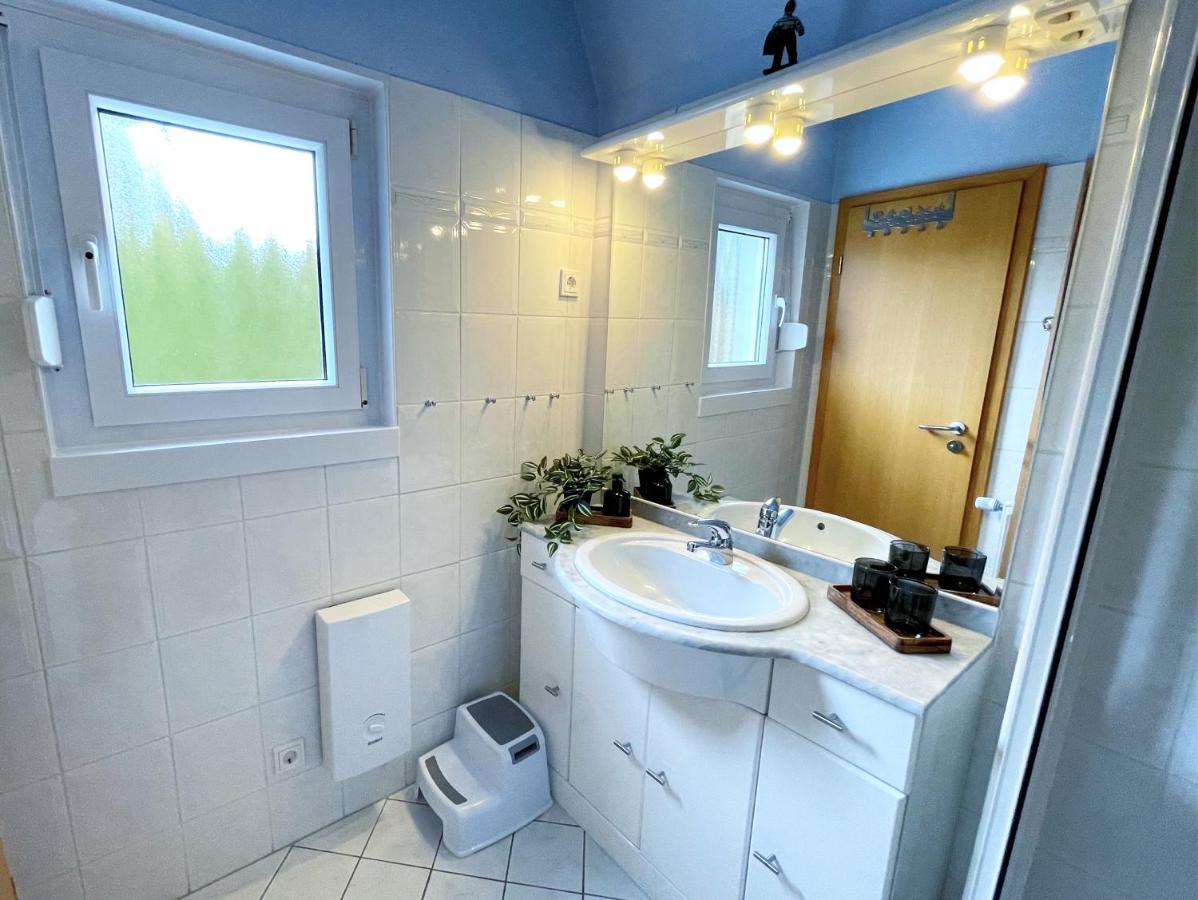 Familienfreundliches Ferienhaus In 5 Min Zum Strand Mit Terrasse Und Kostenlosem Parkplatz Cuxhaven Luaran gambar